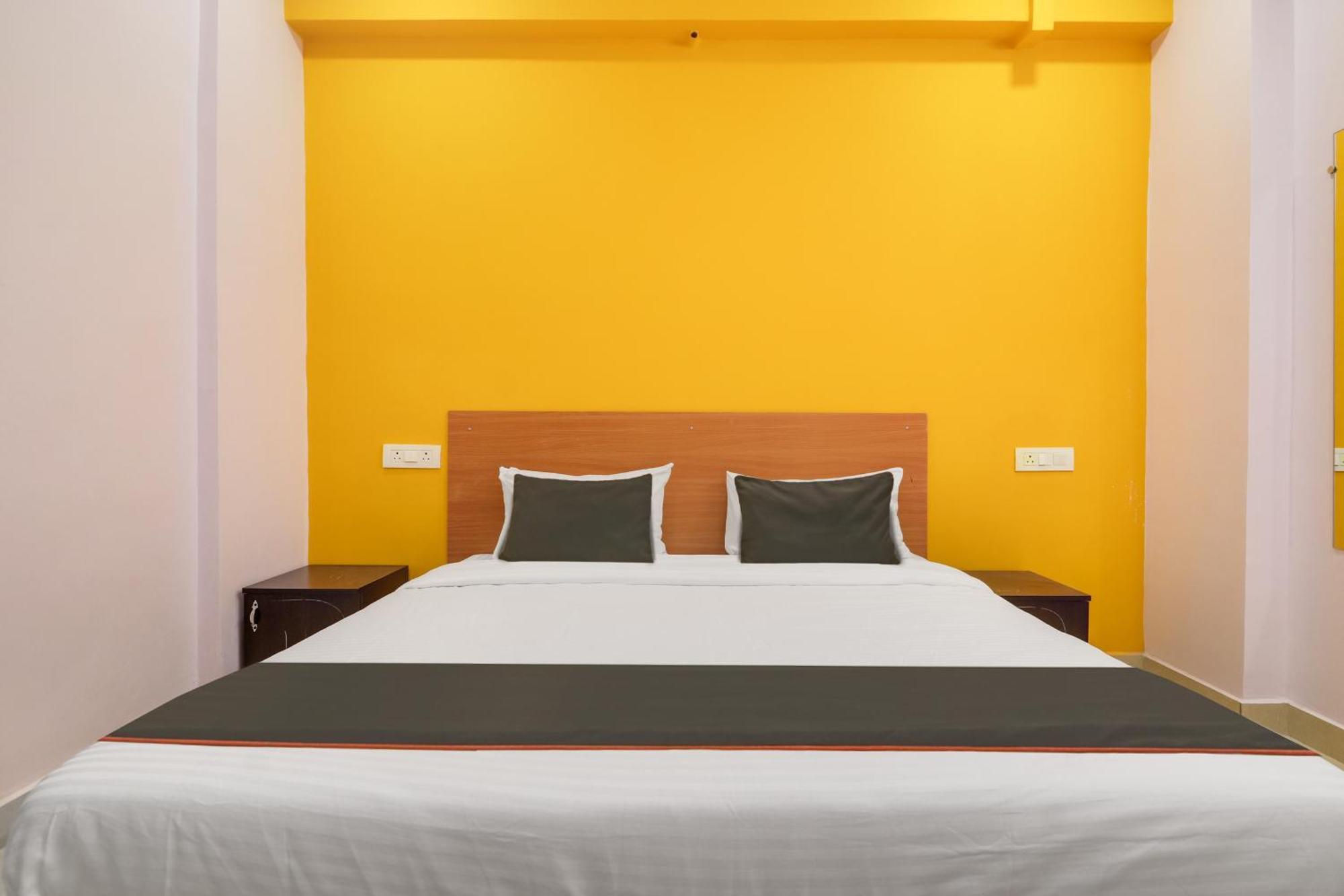 Hotel Collection O Rbs Kothapet-Nagole Road Hyderabad Exterior foto