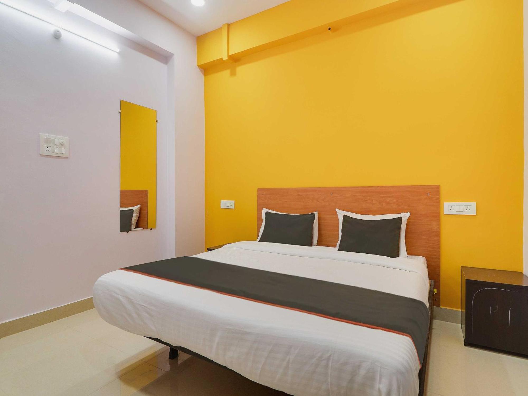 Hotel Collection O Rbs Kothapet-Nagole Road Hyderabad Exterior foto