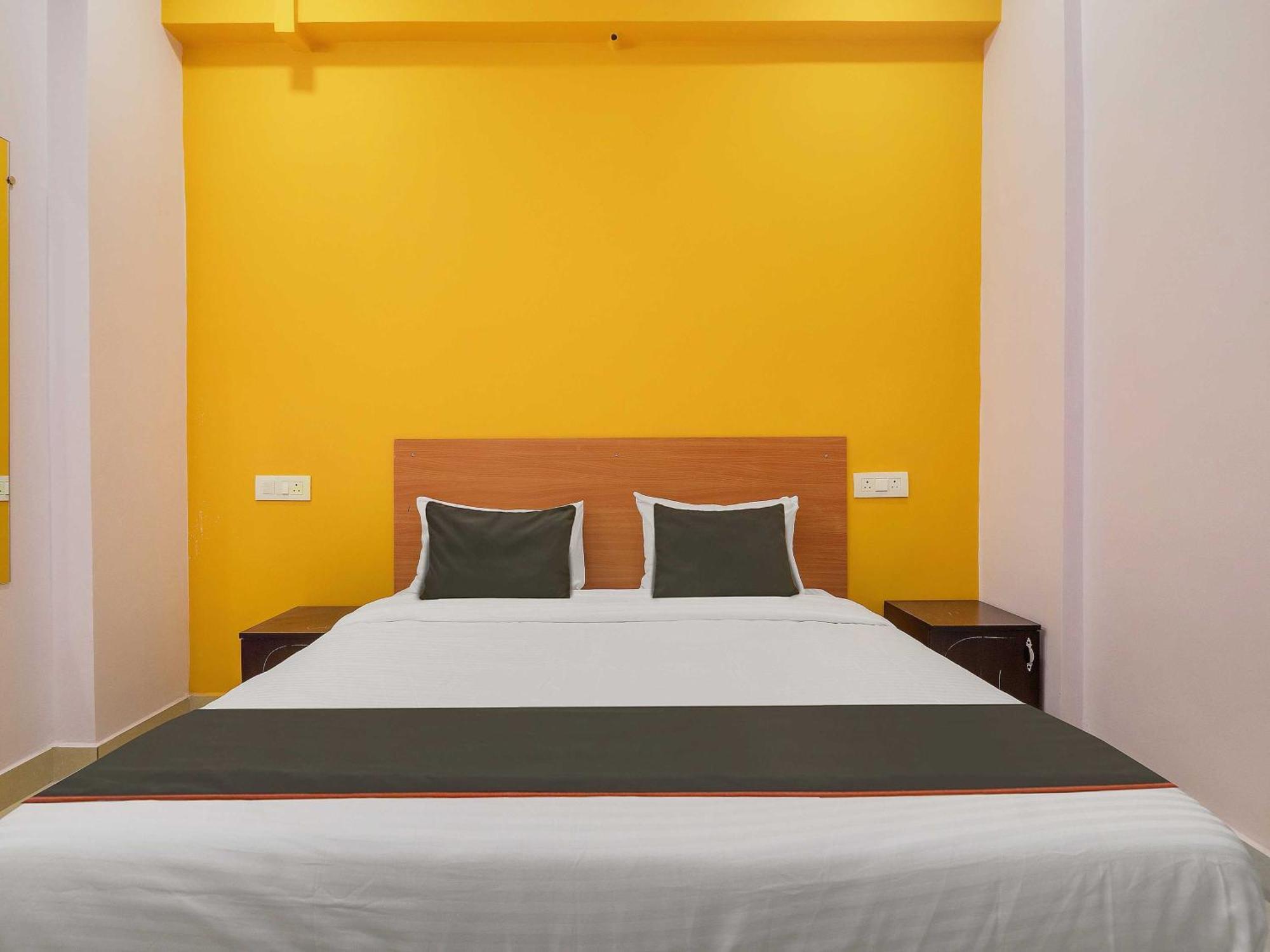 Hotel Collection O Rbs Kothapet-Nagole Road Hyderabad Exterior foto
